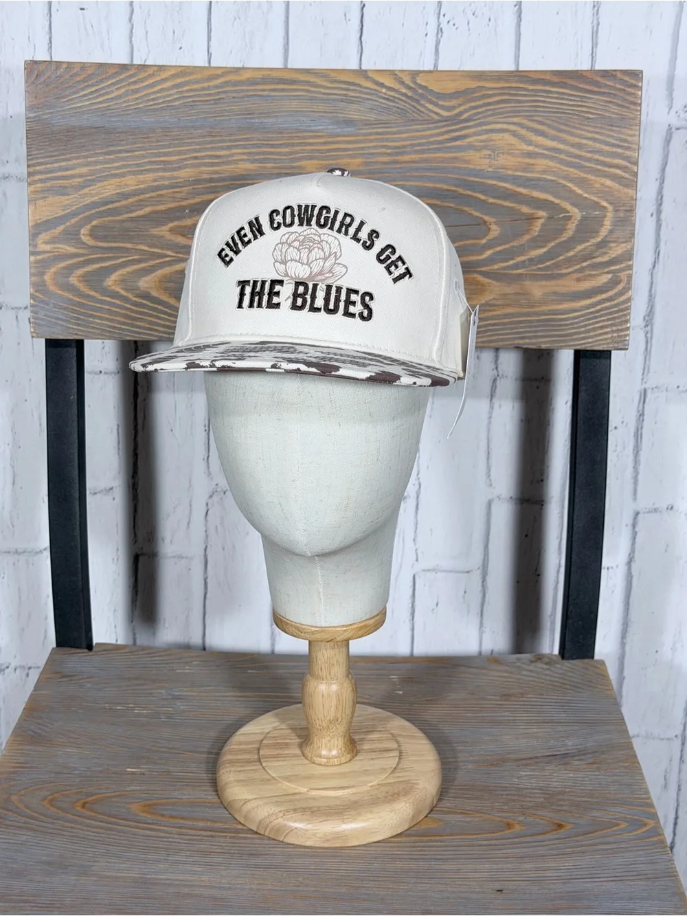 🤠 Anthropologie Even Cowgirls Get the Blues Cow Print Hat NWT